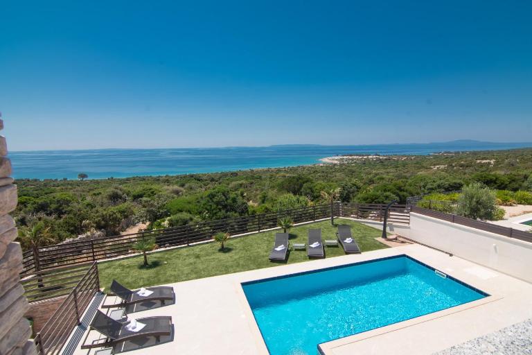 Villas Royal III - Bed and Breakfast Novalja