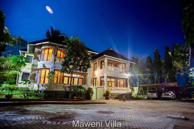 Maweni Villa - Chambres d'hôtes Ukunda