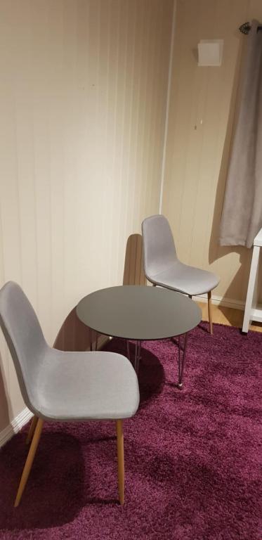 Rolig overnatting med utsikt til Fjellheisen - B&B Tromsdalen