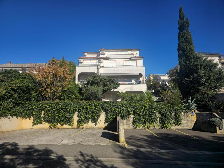 Apartmani Vanessa - Chambres d'hôtes Dramalj
