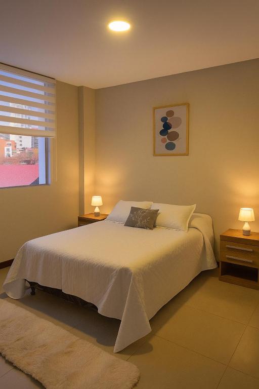 Departamento en barrio Petrolero Frente al complejo de tenis Madona - B&B Sucre