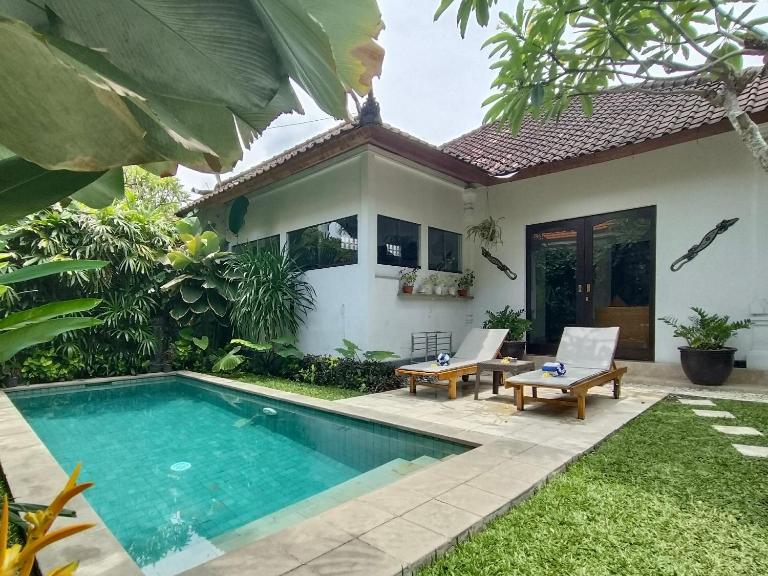 Villa MONTI - LEGIAN - SEMINYAK - Lovely 2 Bedroom Villa - Great Location ! - Ferienwohnung Seminyak