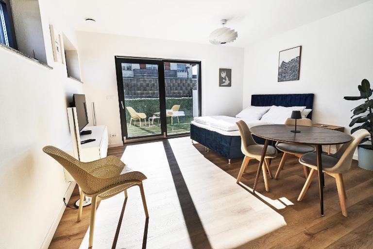 Green Alpine Nest - B&B Komenda
