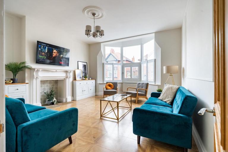 The Queens Ground Floor Apartment - Chambres d'hôtes Cleethorpes
