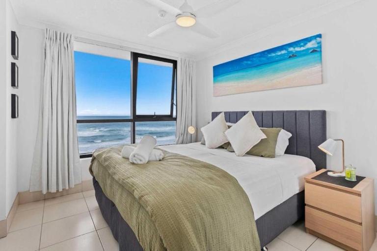 Seascape Serenity in Palm Beach - B&B Costa Dorada