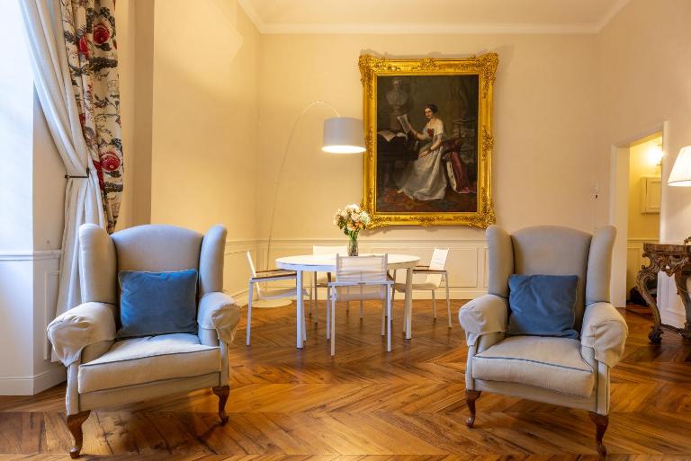 The Loggia of Borgo SS Apostoli - B&B Firenze