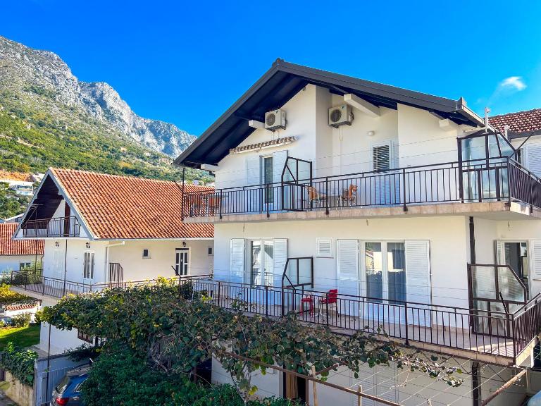 Apartments Adna - Chambres d'hôtes Podaca