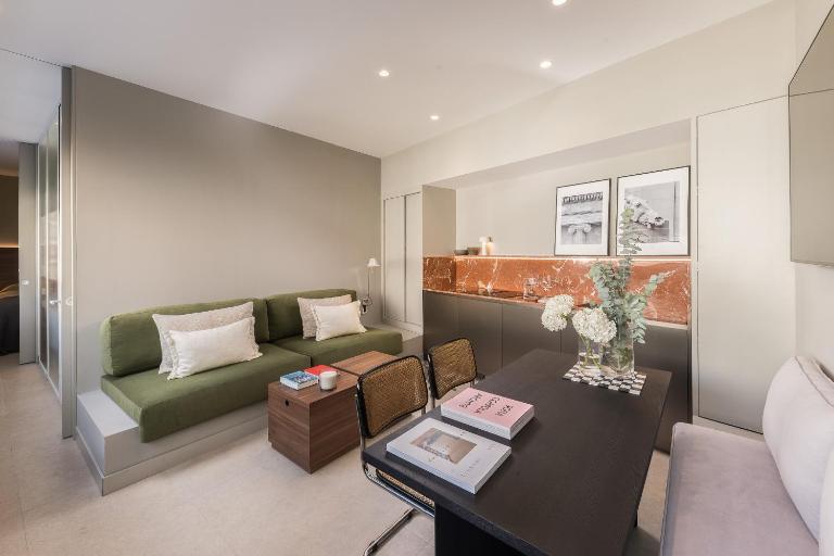 Edmond Vibes Almagro Suites - B&B Madrid