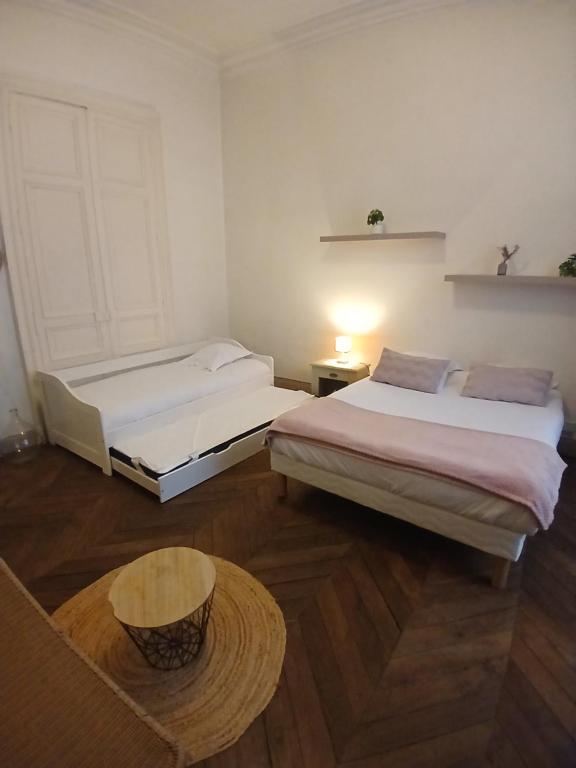 Appartment Doutre Terrasse- 2ch - 6 personnes - B&B Angers