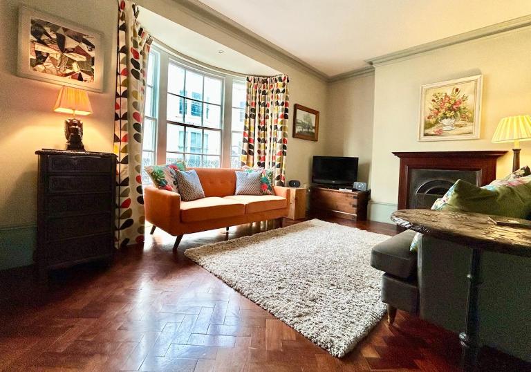 Seaside garden flat in Kemp Town - Bed and Breakfast Brighton