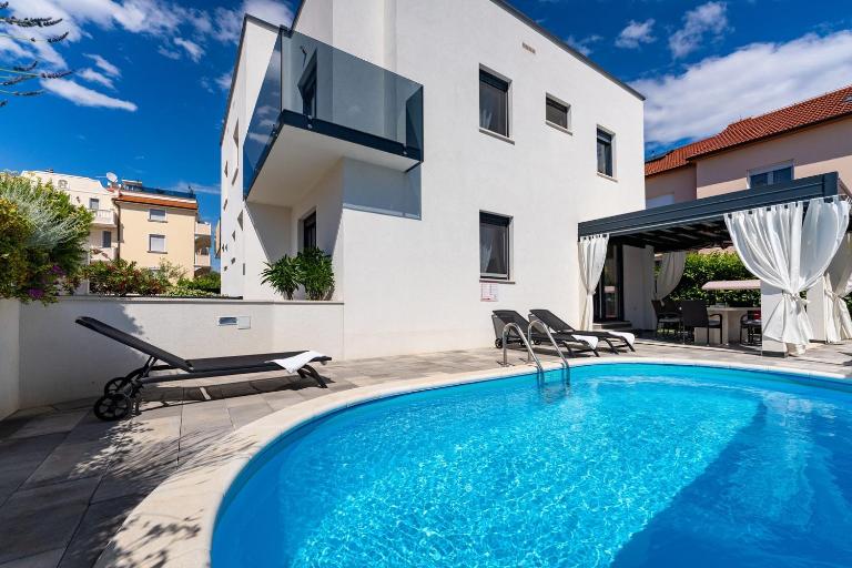 Villa Essenza Vita in Vodice near Beach with private pool & pet friendly - Ferienwohnung Vodice