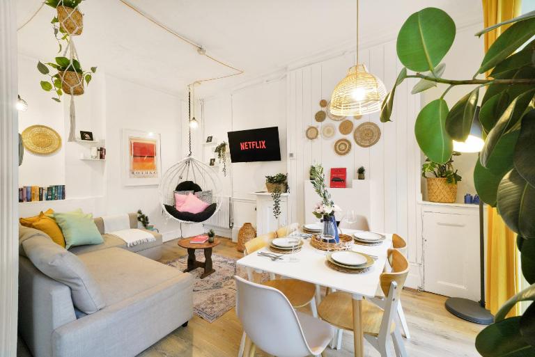 Secret Barbican Rooftop - Luxury Stay in Central by KeyHol Living - B&B London