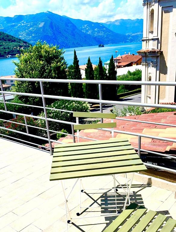 Aliseo Case Vacanza - B&B Sale Marasino