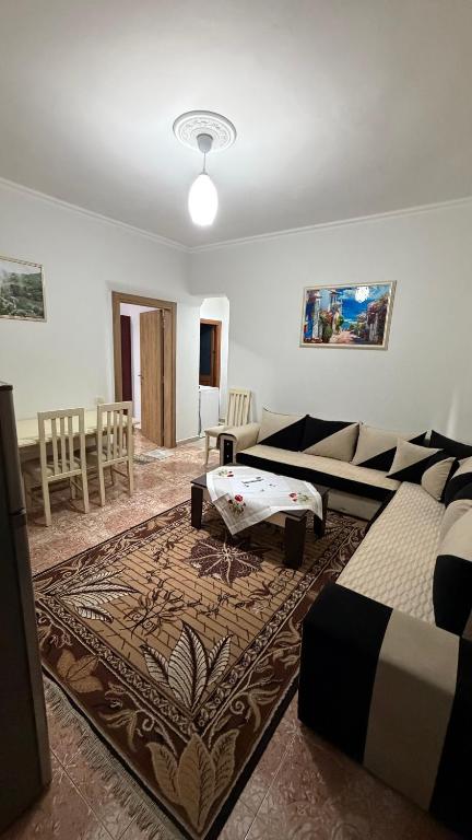 Cozy Flat - B&B Tirana