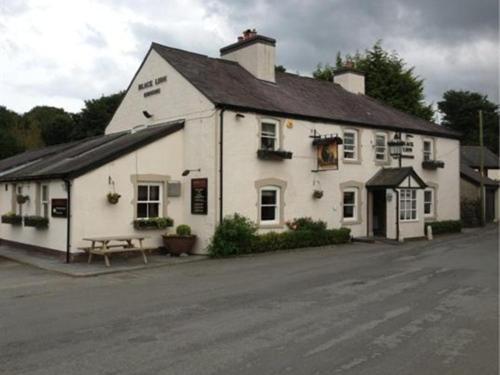 Black Lion Hotel - B&B Llanfair Talhaiarn