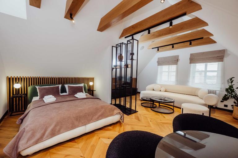 Grodzka Stare Miasto Aparthotel - Dream Apart - B&B Jelenia Góra