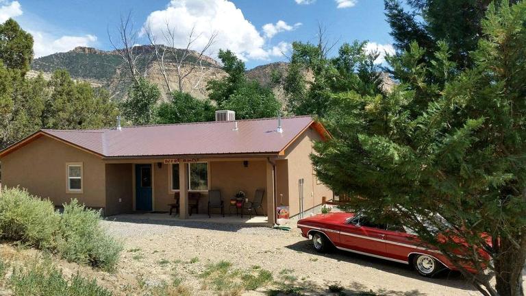 Spacious Guest Cottage Nestled near Sleeping Ute Mountain in Cortez, Colorado - B&B Cortez