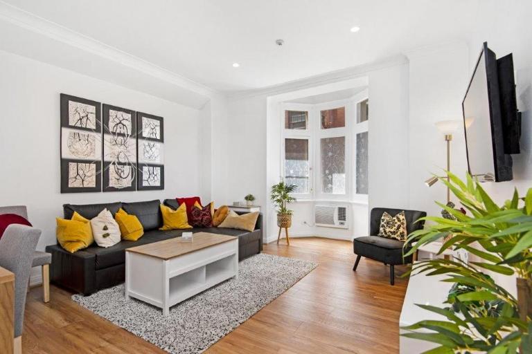 Ruthven Mansions CBD Boutique NY-Style Apartment - B&B Adelaida