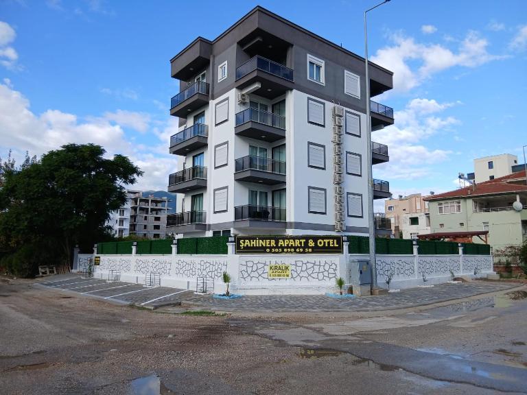 ŞAHİNER APART Otel - Ferienwohnung Finike
