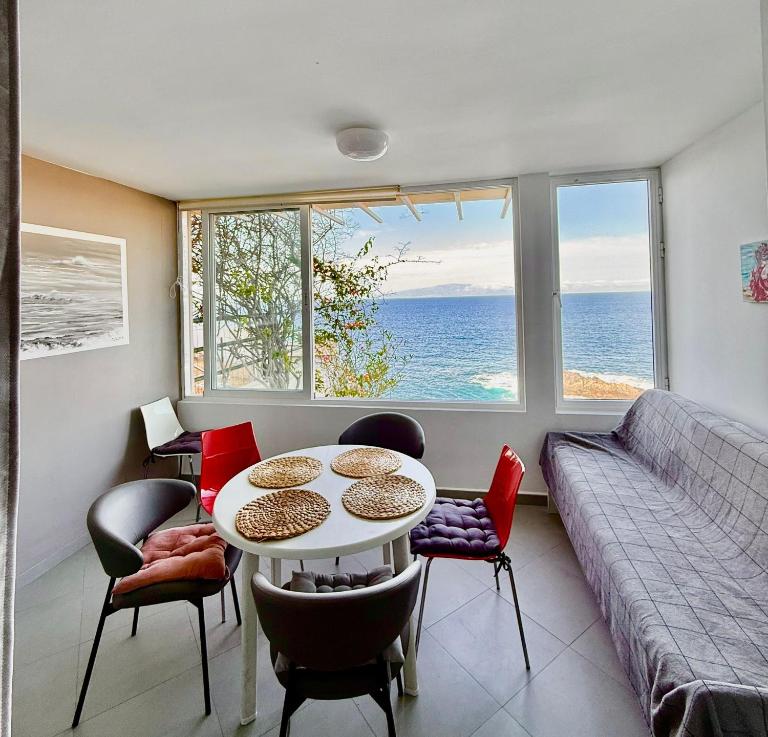 Elegante apartamento con vista directa al mar - Bed and Breakfast Callao Salvaje