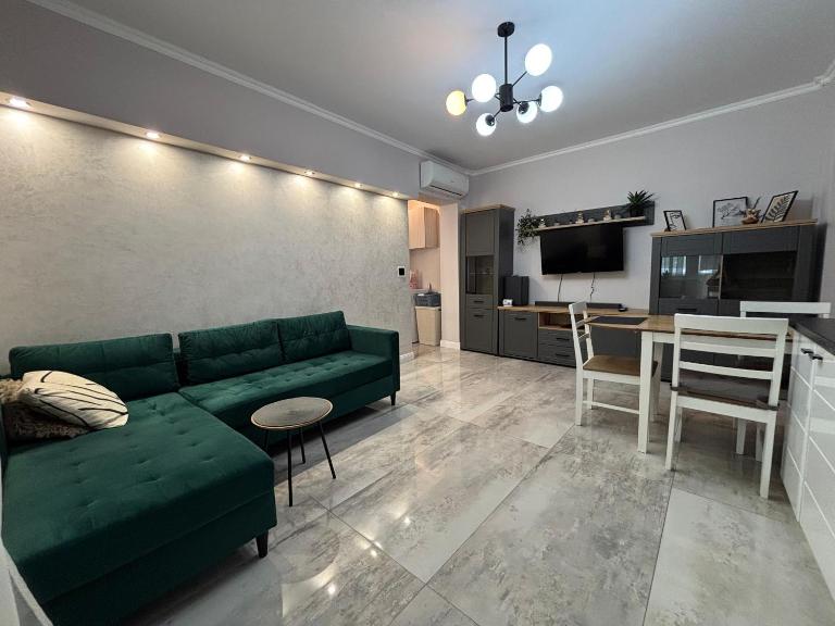 Ada Central Apartment - B&B Tulcea