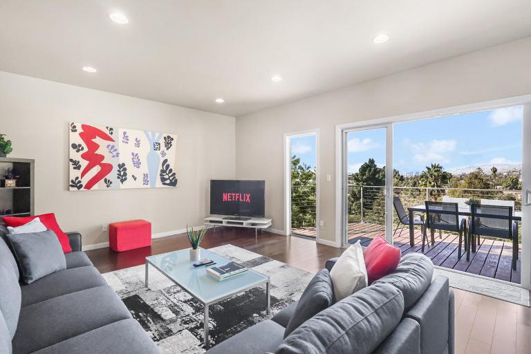 LA Chic Stunning Views & Sunsets - B&B Los Ángeles