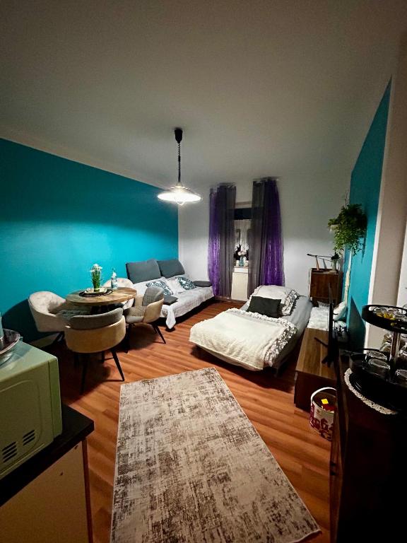 Ferienwohnung HAPPYHOME Bahnhofnah gemütlich familiär - Ferienwohnung Arnstadt