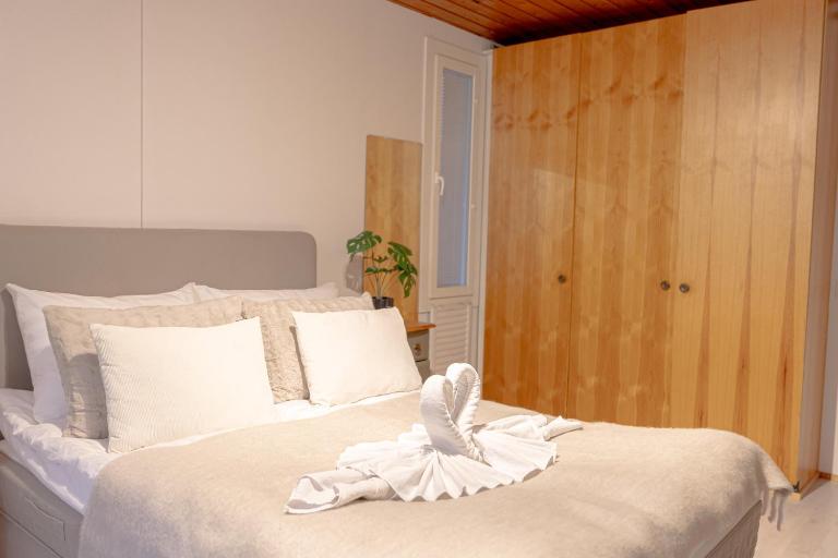 Villa Santa Aurora - Spacious Lapland Home & Sauna by Book Lapland - B&B Rovaniemi