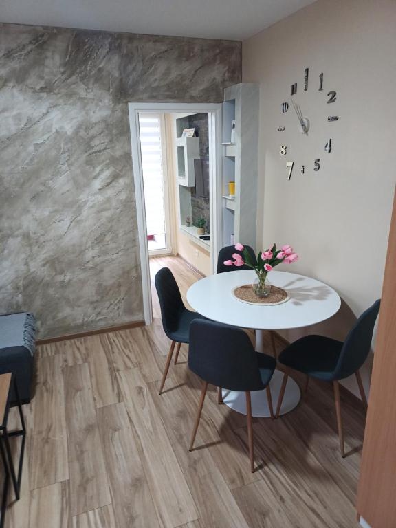stan na dan IM - B&B Užice