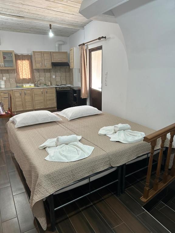 Eleonoras House - B&B Leonídio