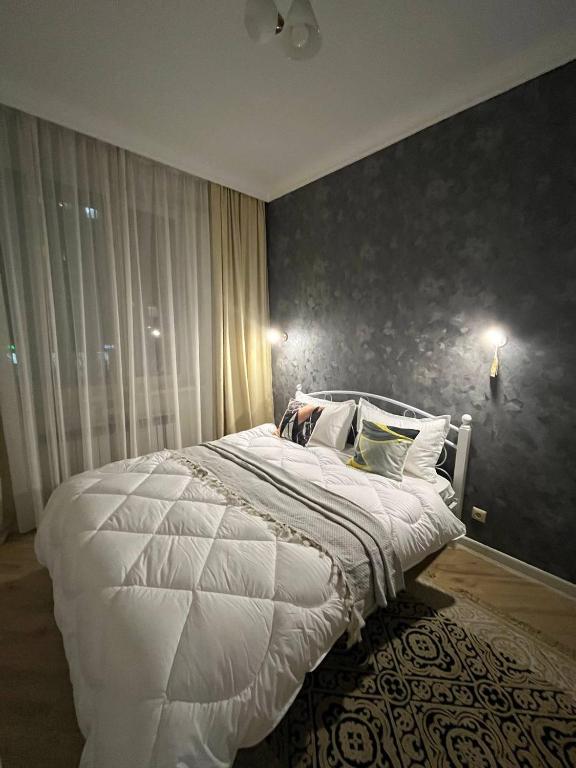 Просторный апартамент на Mega Silk Way и Экспо - Ferienwohnung Astana