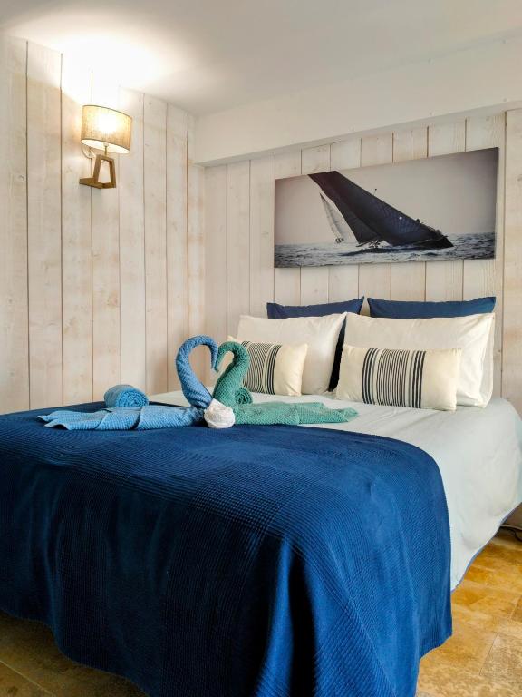 Villa St Laurent - Bel appartement refait à neuf à 50 m de la Plage - B&B Cabourg