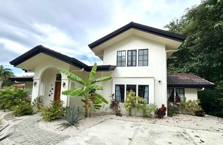 Casa Mariposa - villa with infinity pool, near beach - Ferienwohnung Brasilito