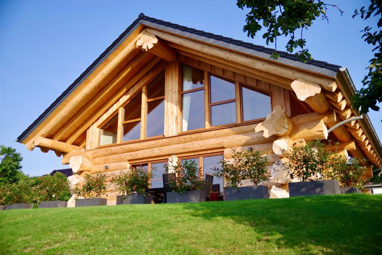 Blockhaus Eifelstern - B&B Blankenheim