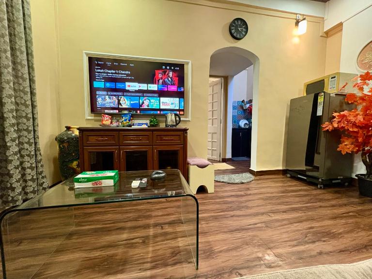 1BHK CASA BELLA Off Linking rd Ground floor - Ferienwohnung Mumbai