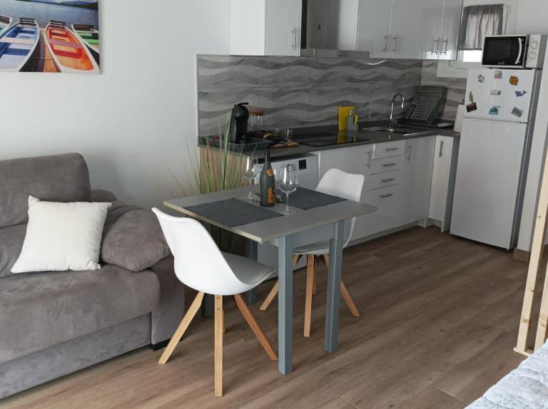 Acogedor estudio en L'Estartit - B&B l'Estartit