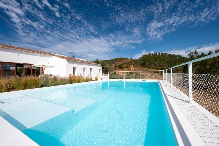 Monte de Torquines - Casa de Campo com piscina em Odemira - Bed and Breakfast Odemira