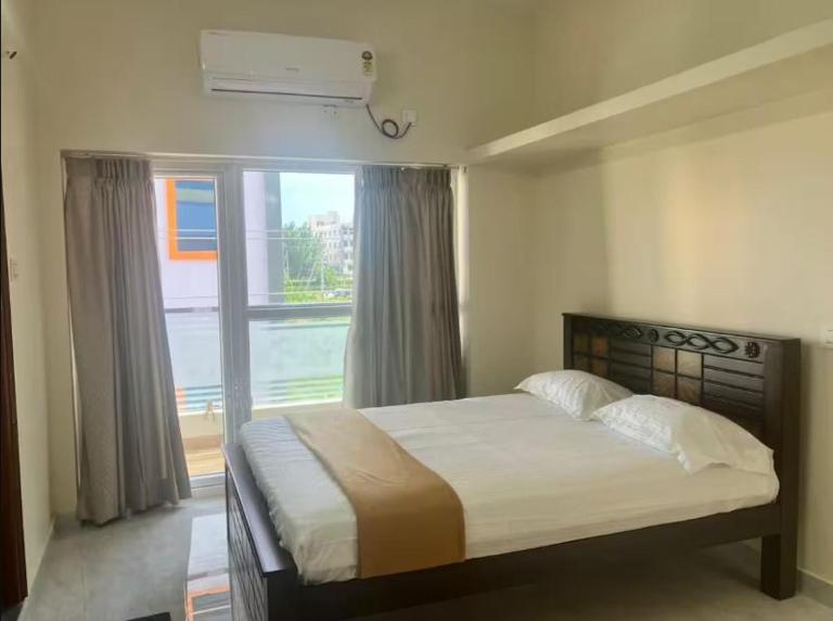 V Grand homestay - B&B Tirupati