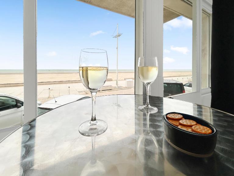 Escale marine à deux pas du sable, terrasse privée - Ferienwohnung Dünkirchen