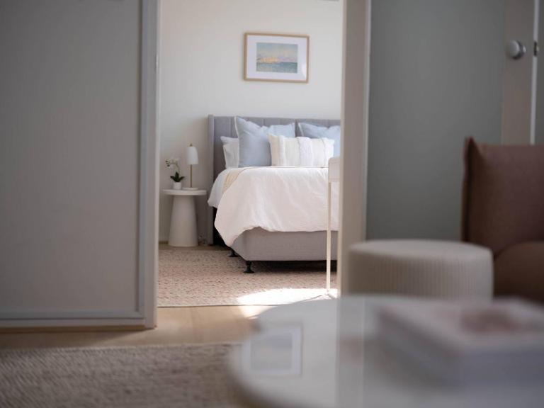 Villa Amari - A Sunny Tranquil Home - B&B Melbourne