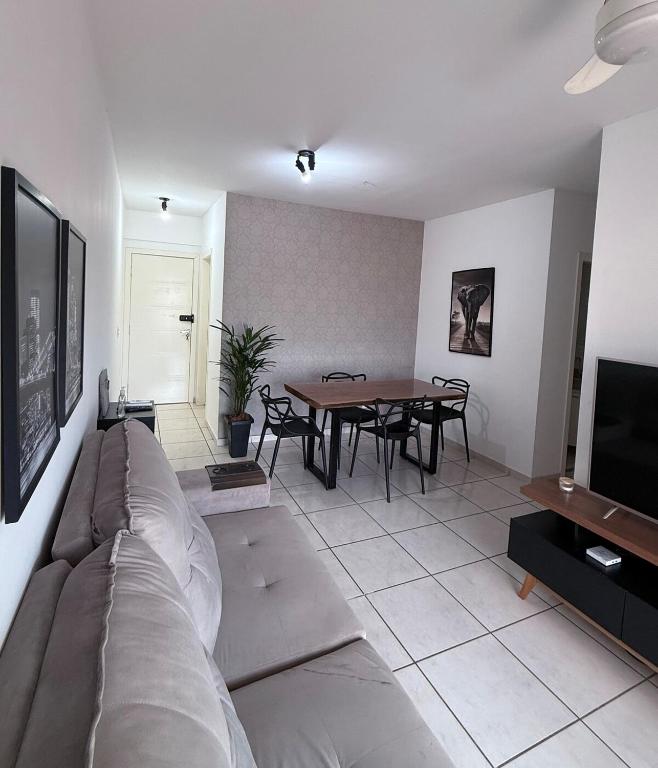 Apartamento com Piscina - 3 Quartos 2 Garagem - Chambres d'hôtes Cuiabá