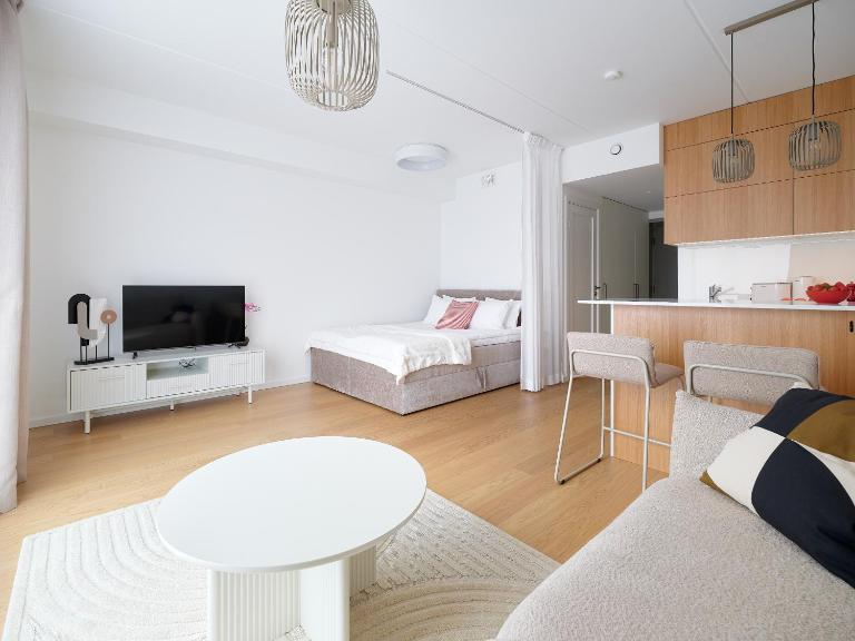 Kotzebue Stay - KALAMAJA Neutral Chic, Effortlessly Elegant Studio at Kalamaja - Ferienwohnung Tallinn