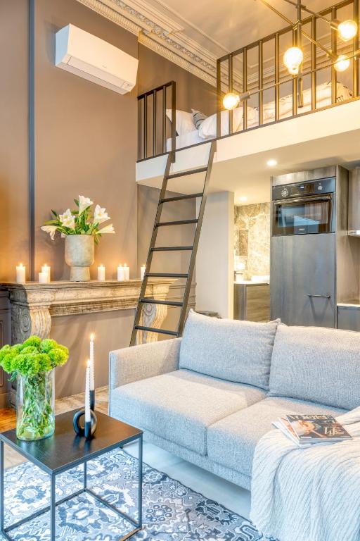 Historic Ghent Building - Ideal Studio Retreat - B&B Ghent