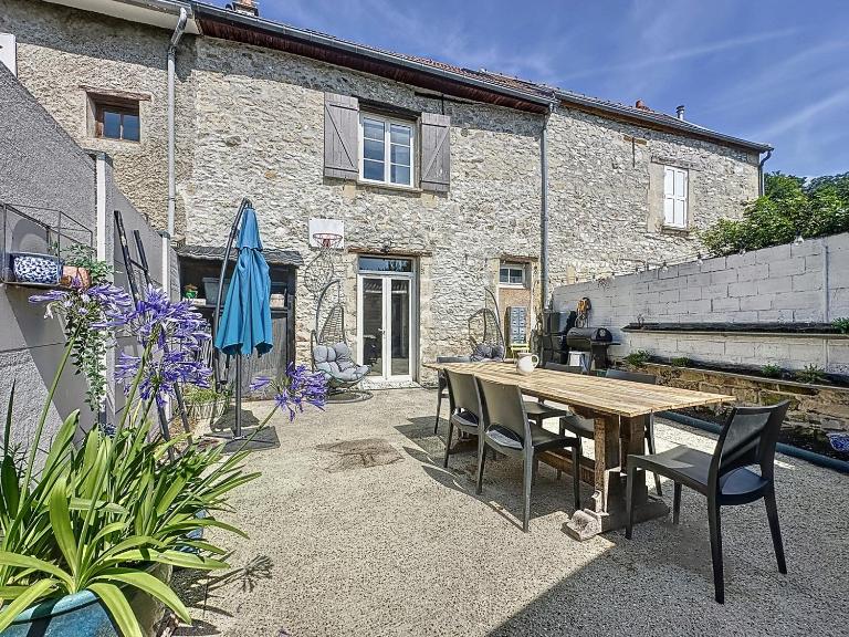 pleasant old and comfortable little house - Bed and Breakfast Apremont