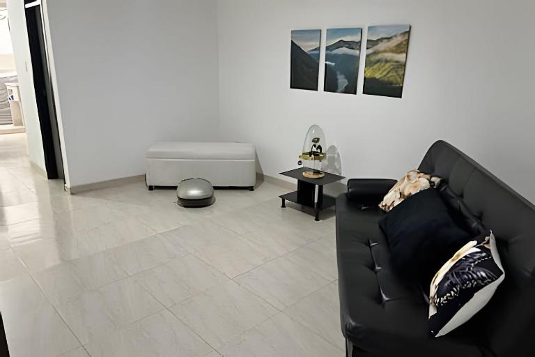 Casa Acogedora y Amplia - Estrato 5 - B&B Manizales