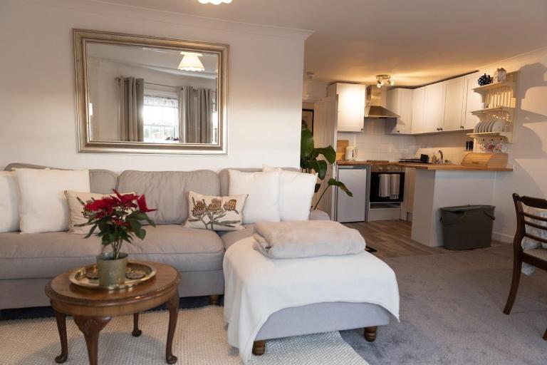 Charming Apartment with Prime Location - B&B Royal Tunbridge Wells