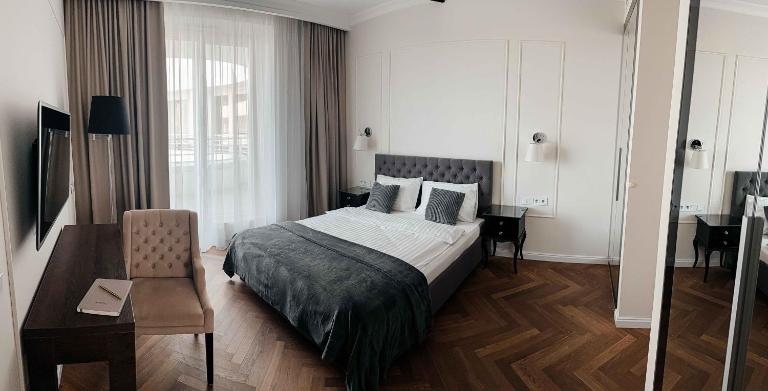 Lumina OVO - B&B Breslavia