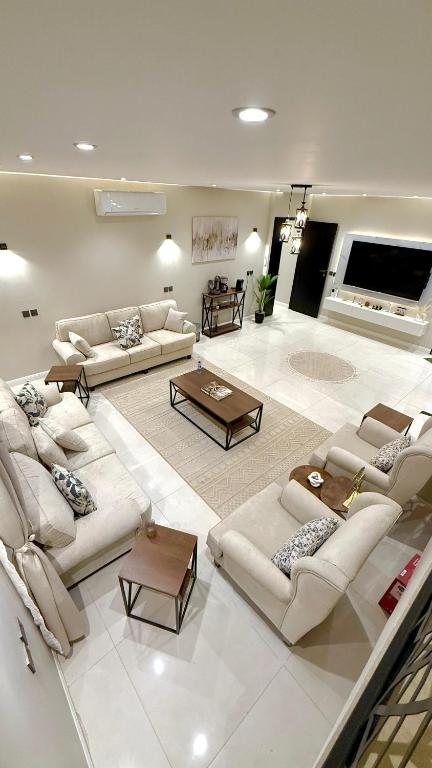 فيلا آنسي Villa Annecy - B&B Al-`Ula