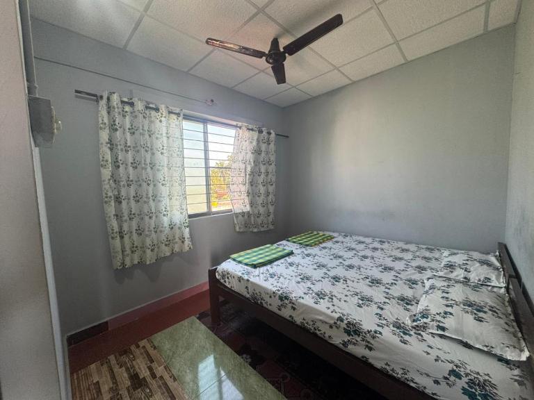 KENSON'S INN - Non AC - 2 Bedroom Apartment - Ferienwohnung Mangaluru