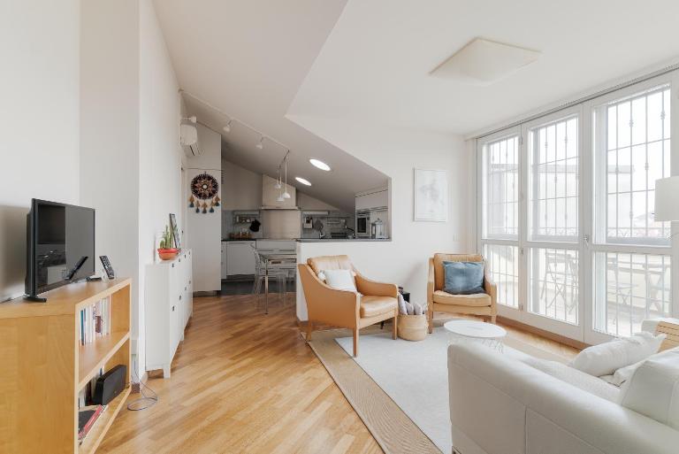 GuestHost - Navigli Modern Flat - B&B Milán